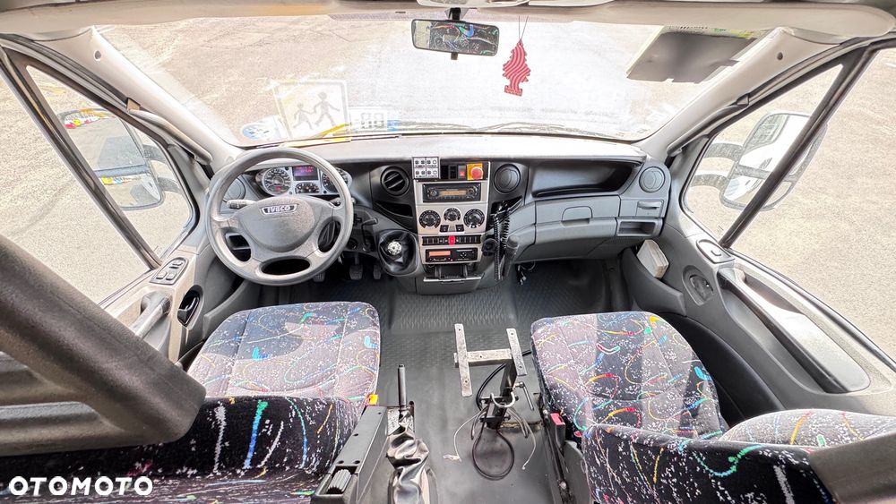 Irisbus Iveco / DURISOTTI / -28miejsc /euro5/ mała klima / winda / 114000 zł netto - 10