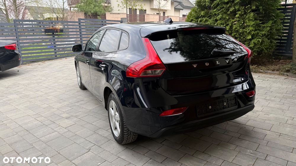 Volvo V40 D2 Summum - 13