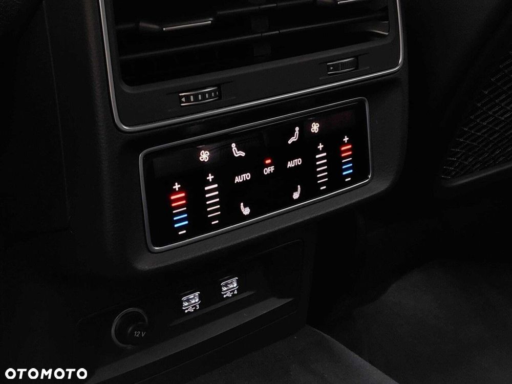 Audi Q8 - 15