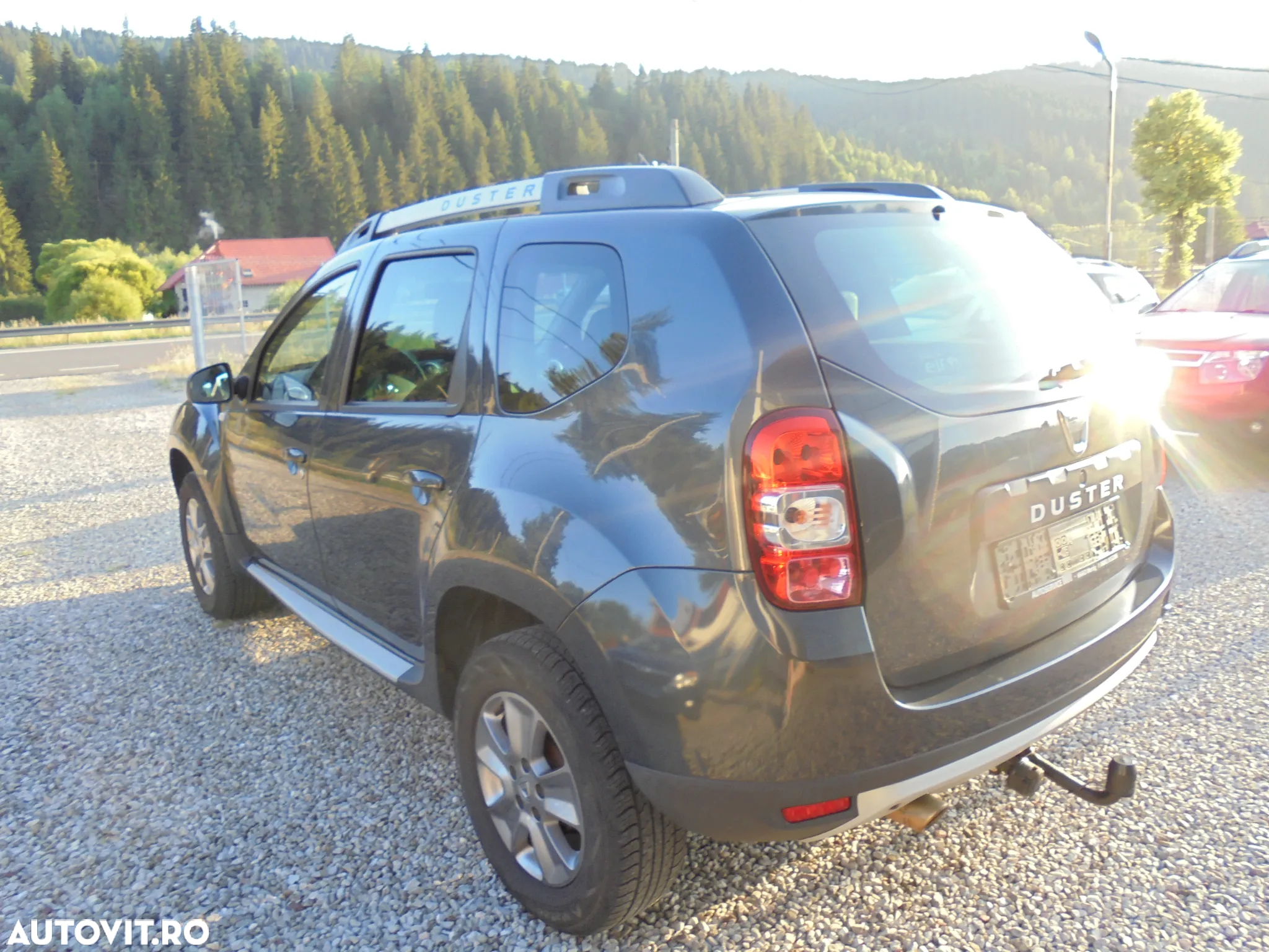 Dacia Duster 1.5 dCi 4WD Prestige jante 16" - 9