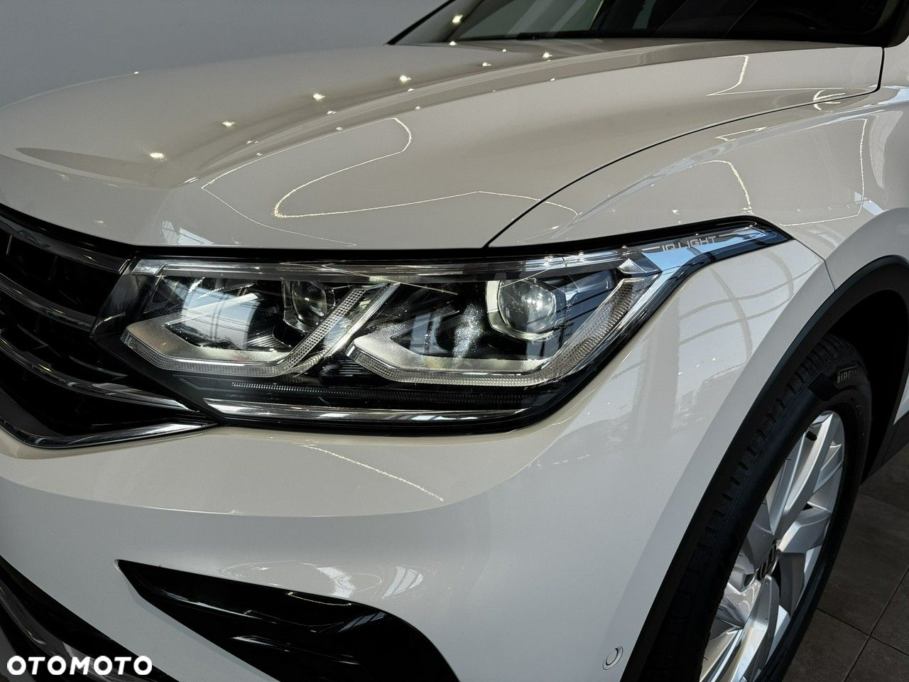 Volkswagen Tiguan - 10