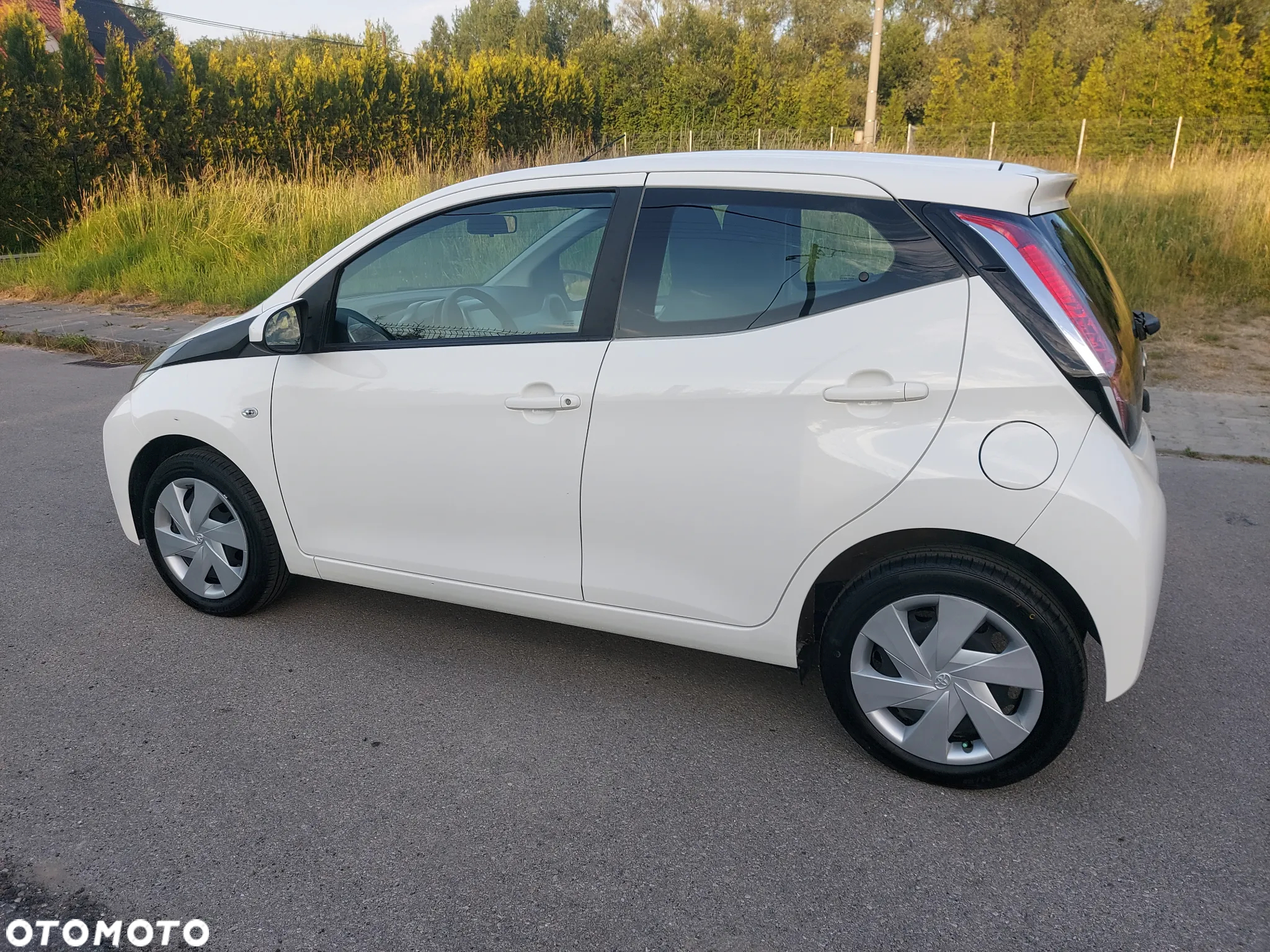 Toyota Aygo x-play - 3