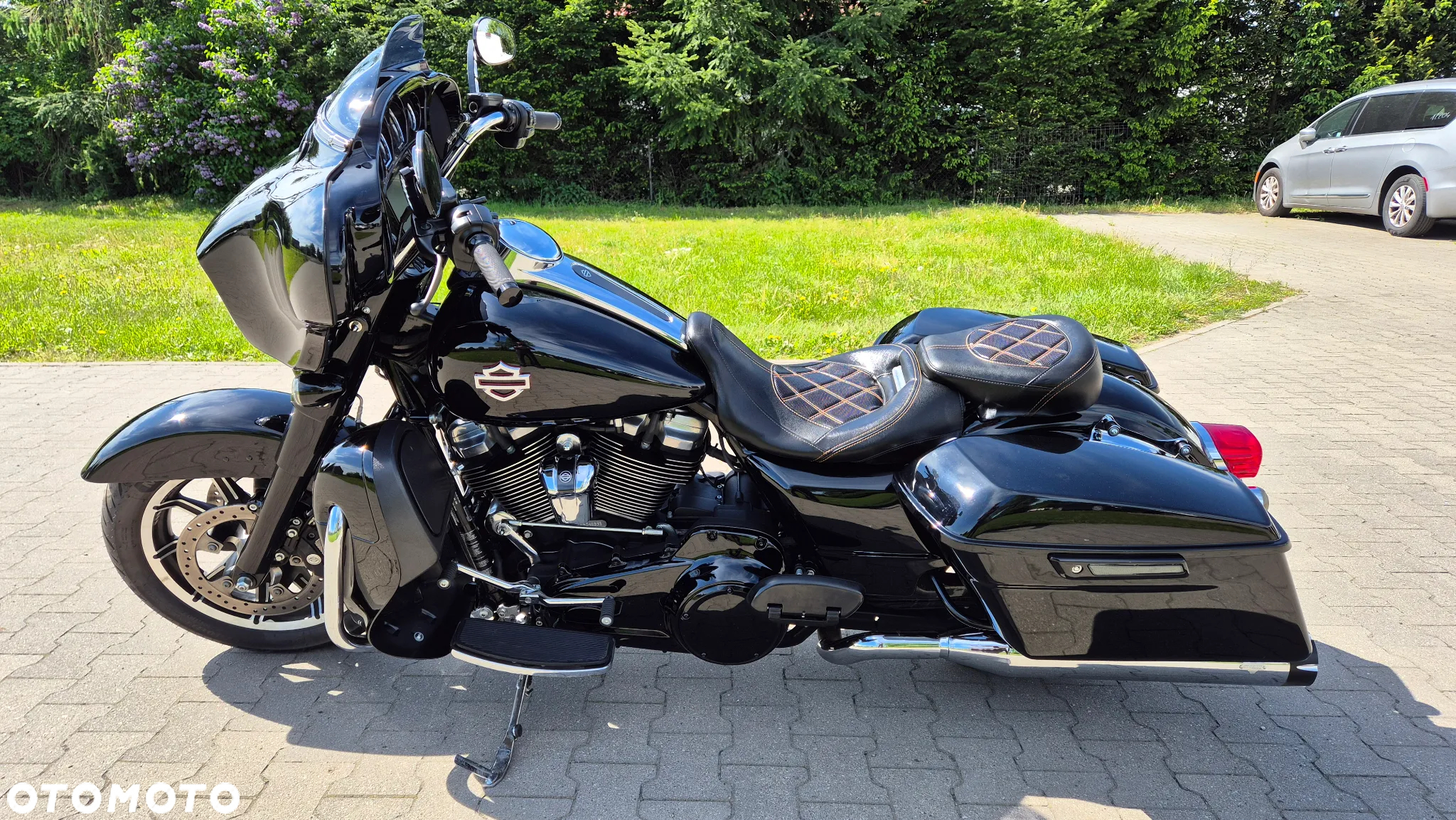 Harley-Davidson FLH Electra Glide - 5