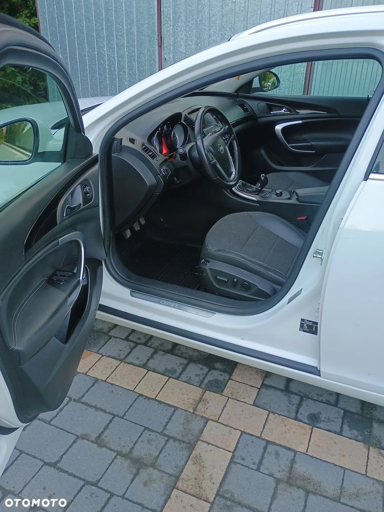 Opel Insignia - 23