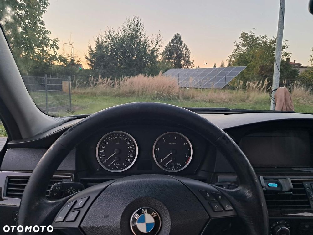 BMW Seria 5 535d - 16