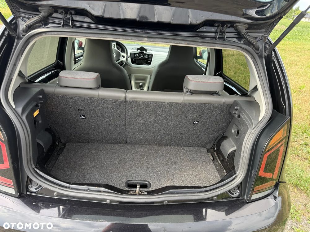 Volkswagen up! 1.0 Beats - 16