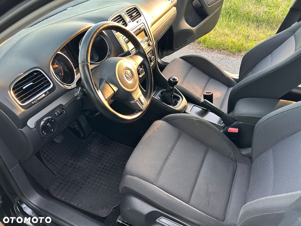 Volkswagen Golf 1.6 Comfortline - 17