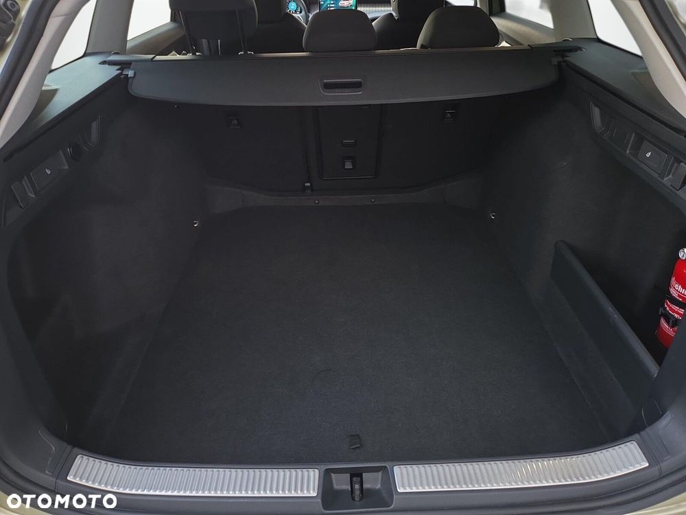 Skoda Superb 1.5 TSI mHEV Essence DSG - 14