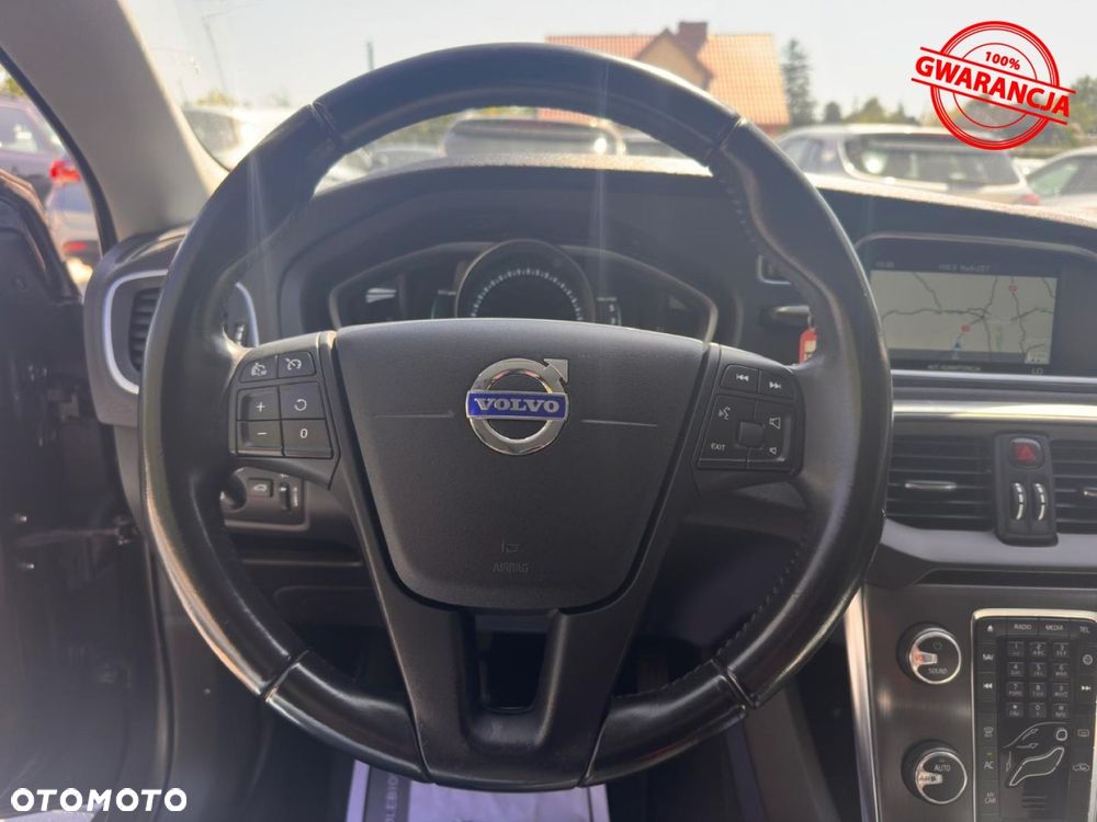 Volvo V40 - 23