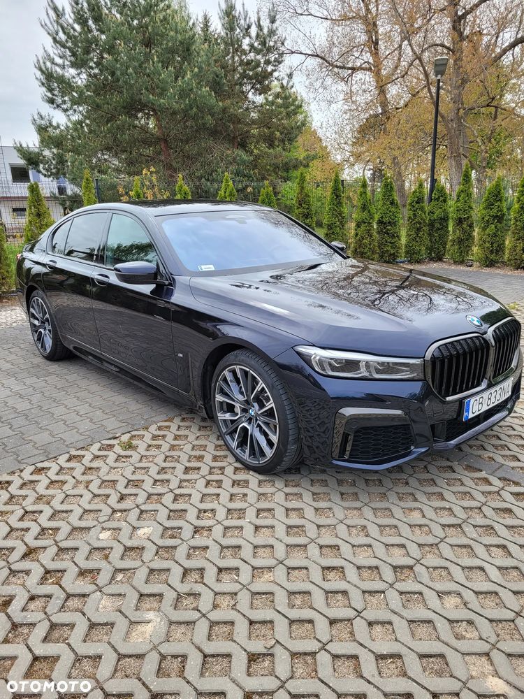 BMW Seria 7 730d mHEV - 6