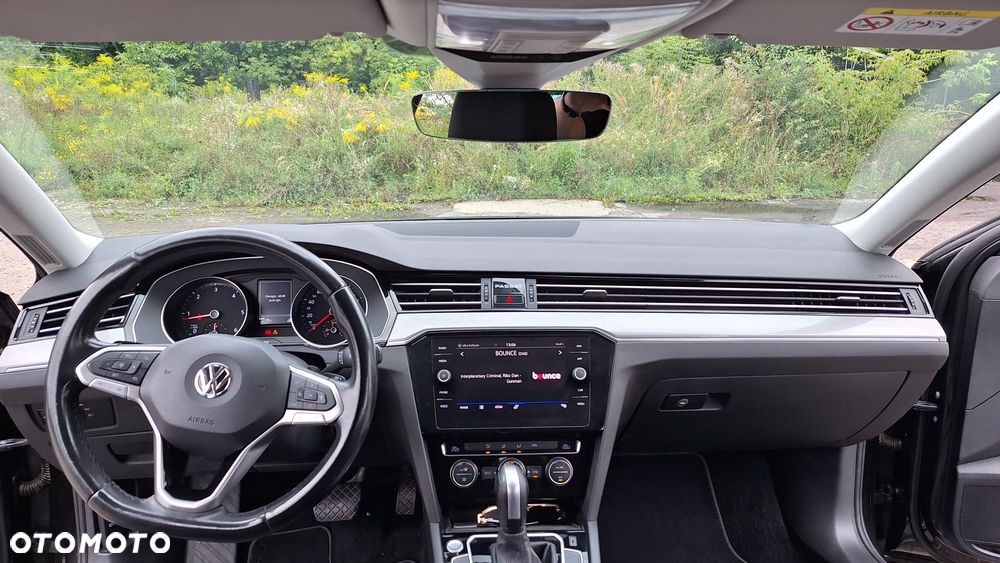 Volkswagen Passat 1.6 TDI SCR DSG Comfortline - 26