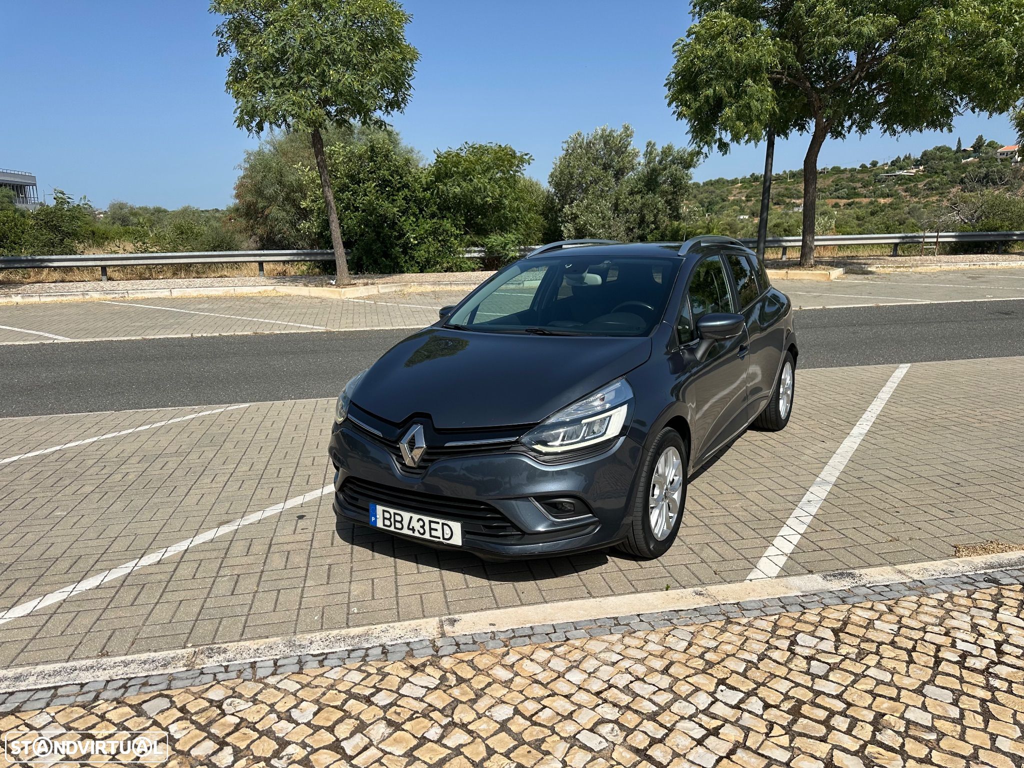 Renault Clio Sport Tourer (Energy) dCi 90 Start & Stop EDC INTENS - 1