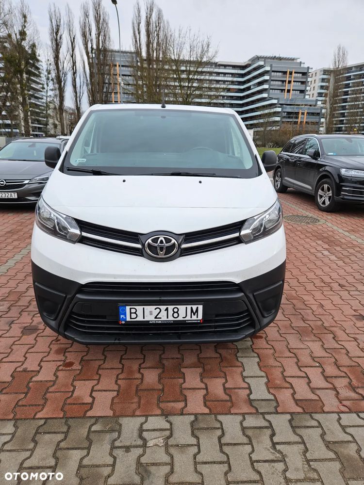 Toyota ProaAce - 1