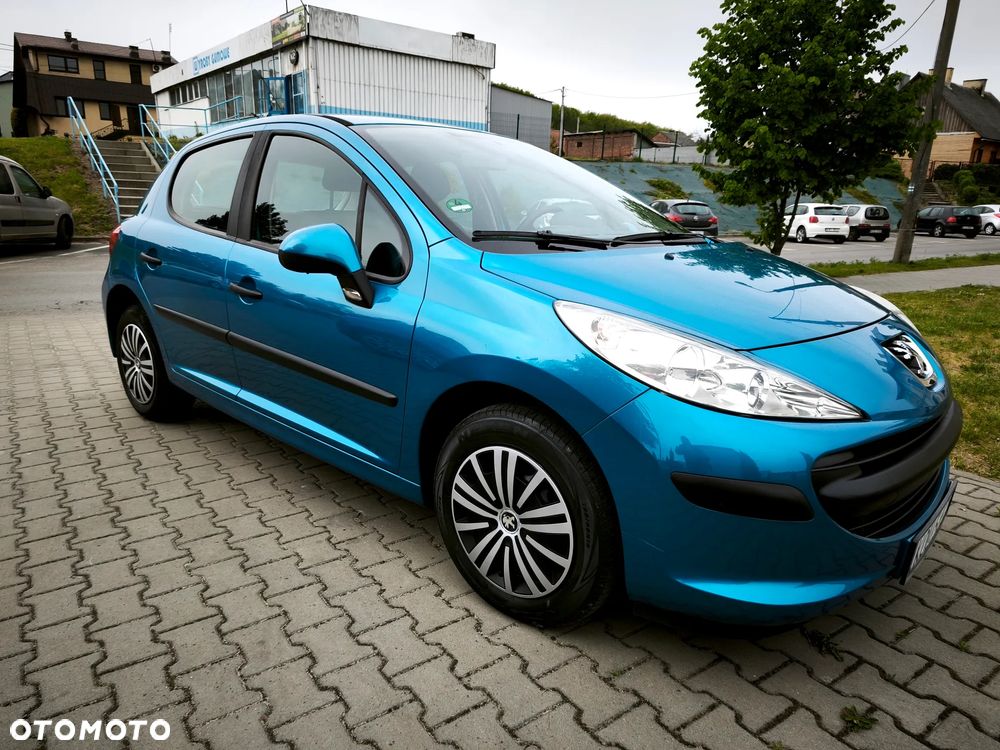Peugeot 207 75 Urban Move - 11