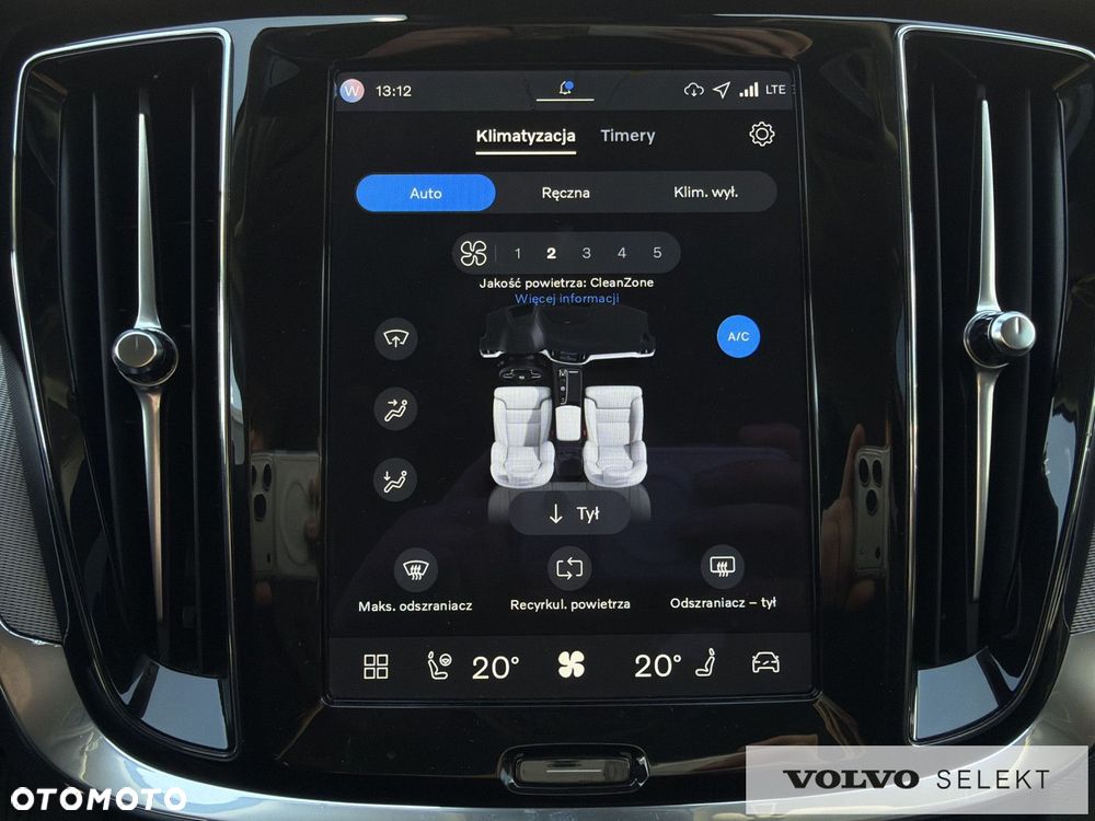 Volvo V60 Cross Country - 25