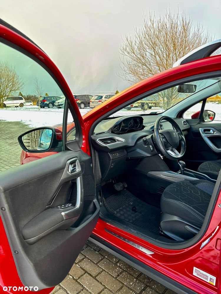 Peugeot 2008 1.2 Pure Tech Active S&S EAT6 - 6