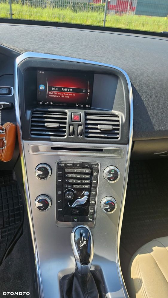 Volvo XC 60 D3 Drive-E R-Design Momentum - 15