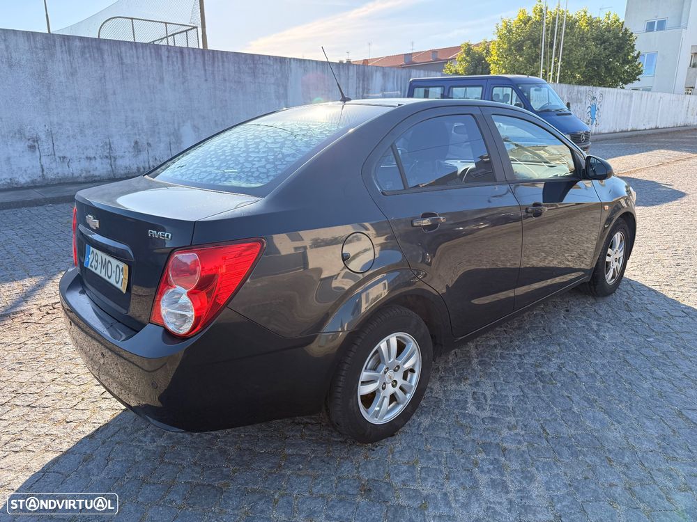 Chevrolet Aveo 1.2 LT Bi-Fuel - 14