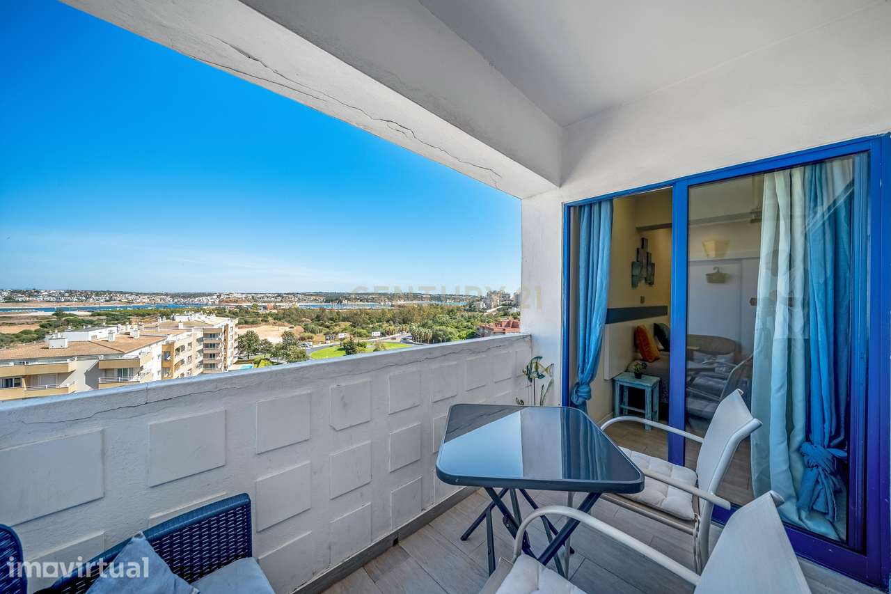 T1 totalmente renovado a apenas 550 metros da Praia da Rocha - Grande imagem: 4/24