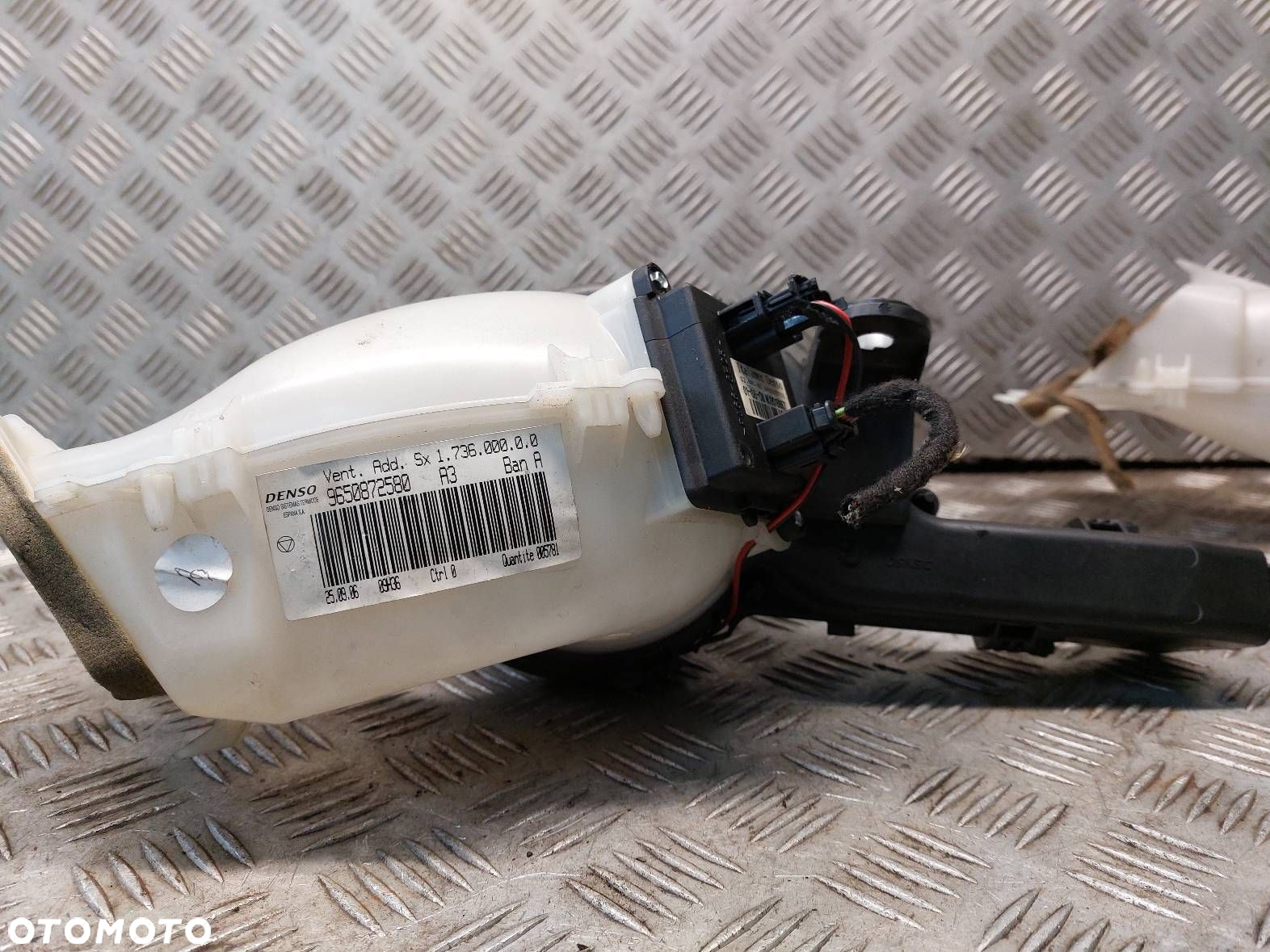 DMUCHAWA NAWIEWU LEWA + PRAWA CITROEN C4 PICASSO I 9650872580 9650872480 - 6