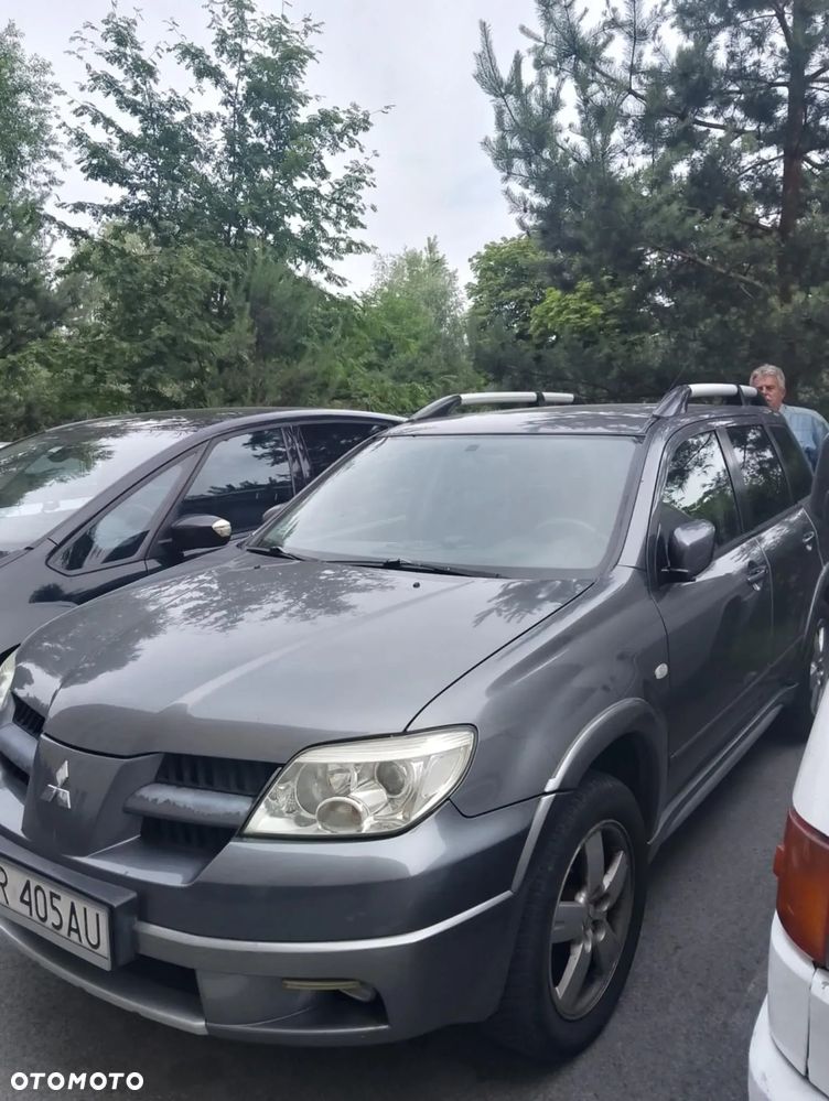 Mitsubishi Outlander 2.0 Comfort 4WD - 1