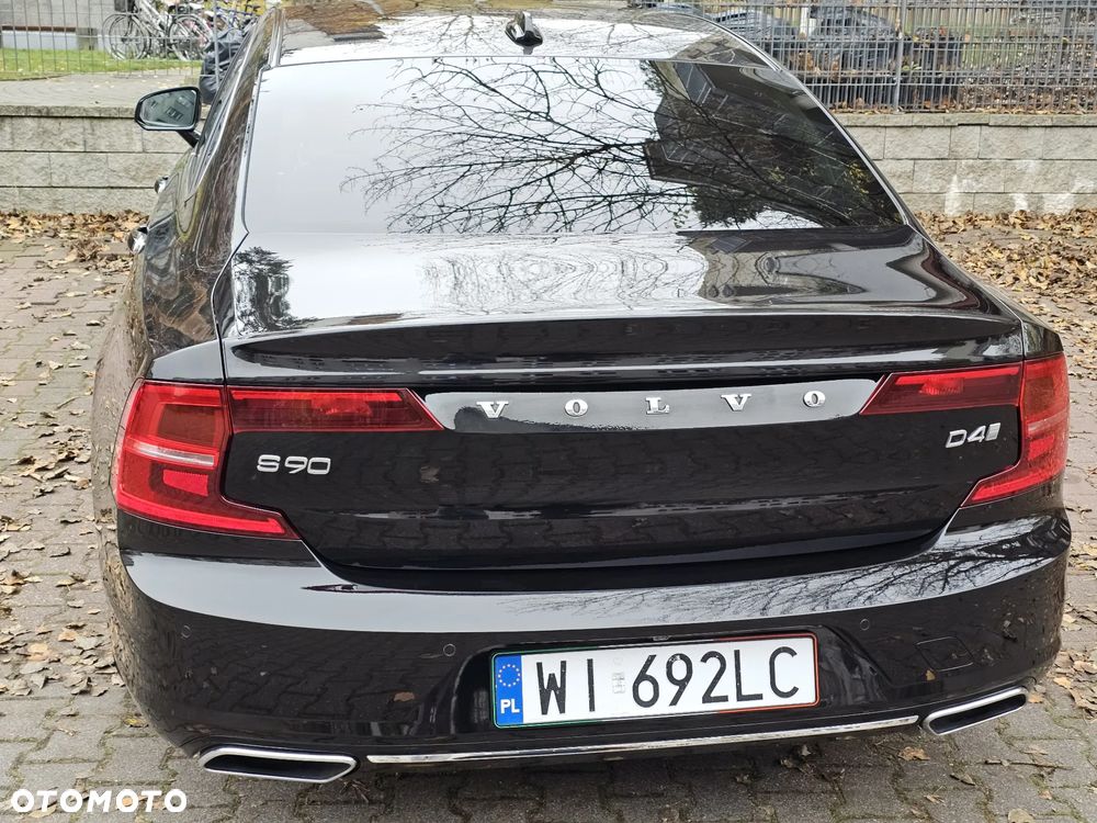 Volvo S90 D4 Inscription - 28