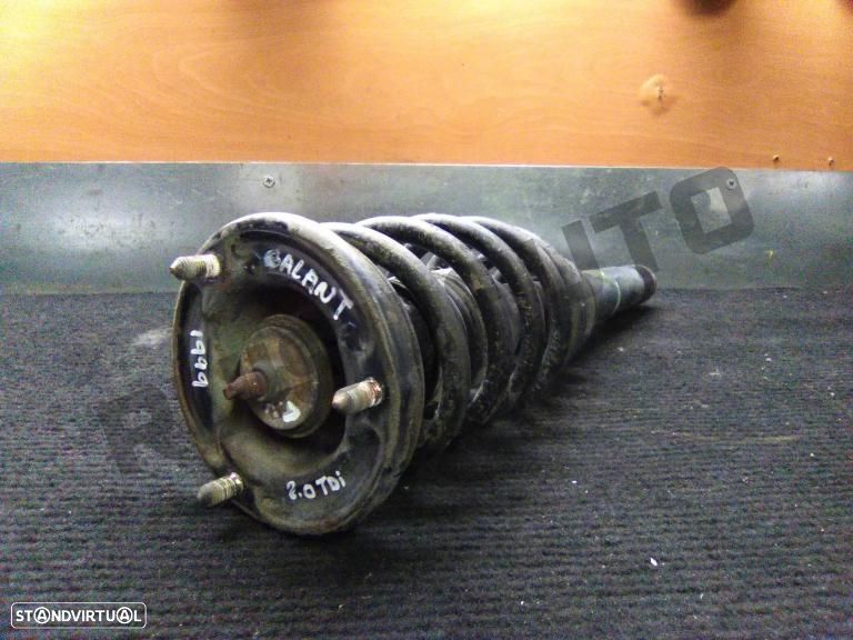 Suspensão / Amortecedor E Mola Frente Direita  Mitsubishi Galan - 1