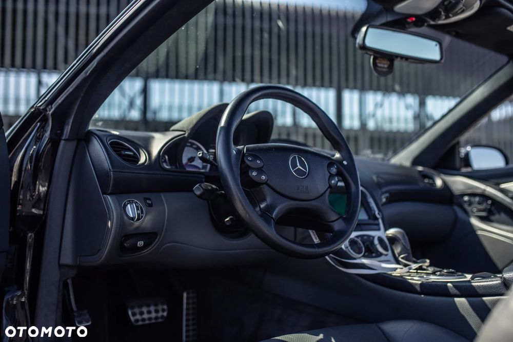 Mercedes-Benz SL - 15