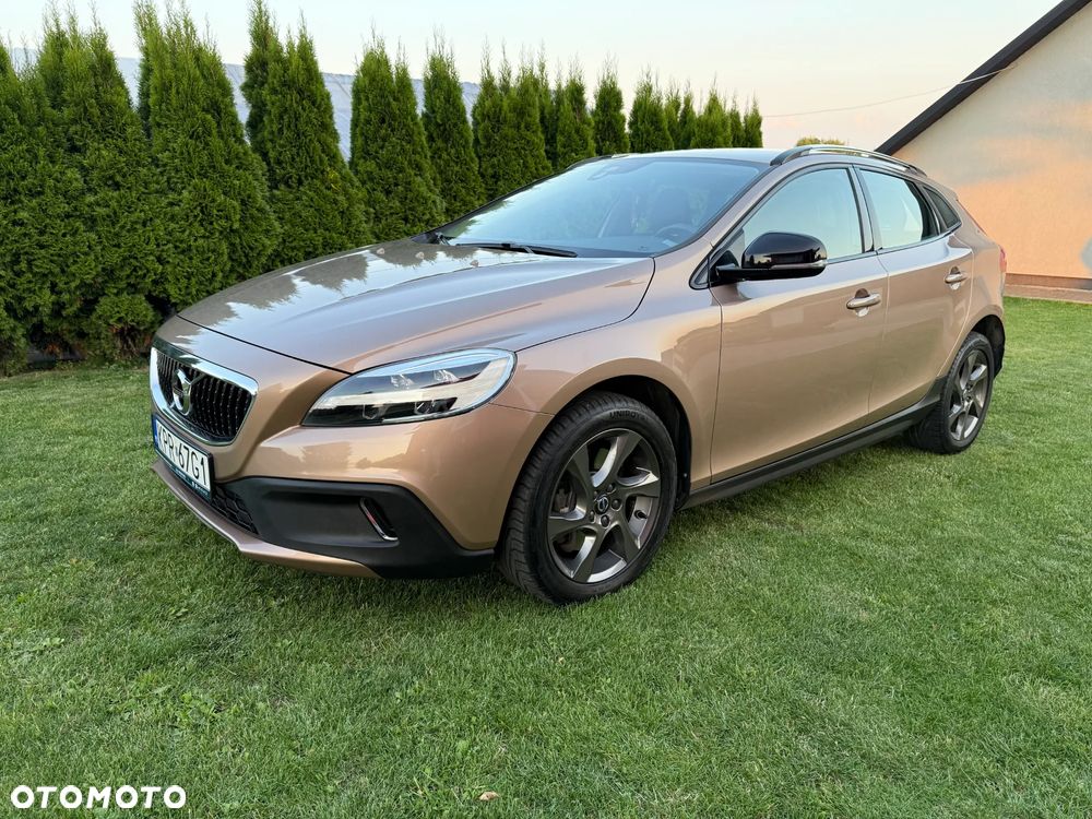 Volvo V40 Cross Country D2 Drive-E Momentum - 2