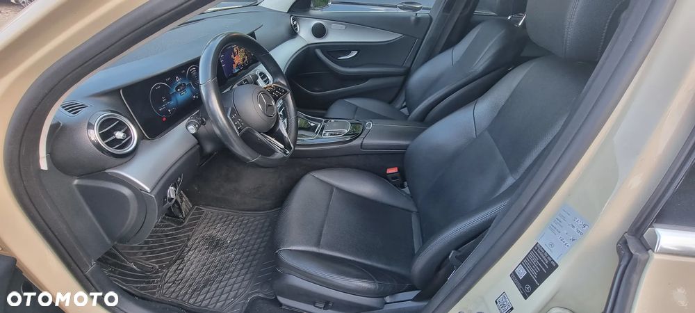 Mercedes-Benz Klasa E 200 d Exclusive - 14