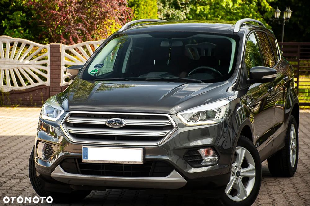Ford Kuga 1.5 EcoBoost 4WD Titanium - 2