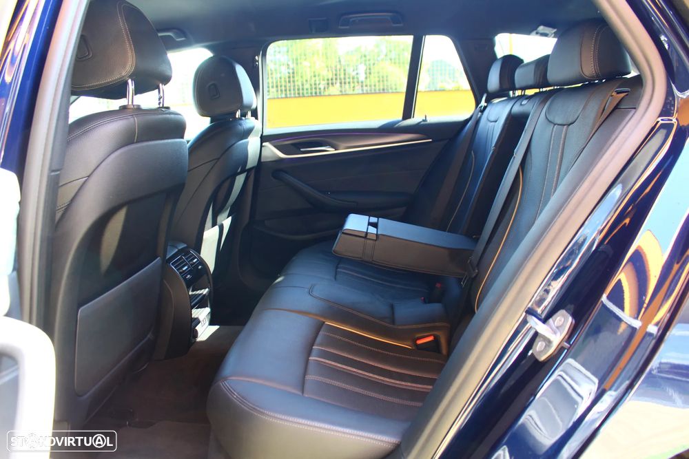 BMW 520 e Pack M - 18