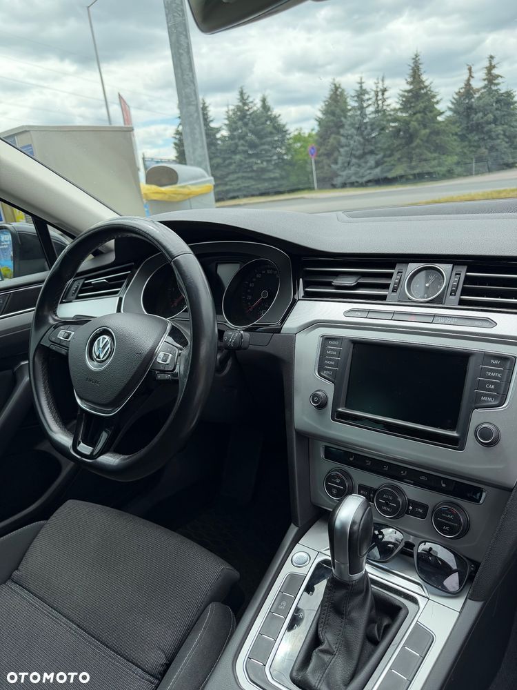 Volkswagen Passat 2.0 TDI (BlueMotion Technology) DSG Comfortline - 21