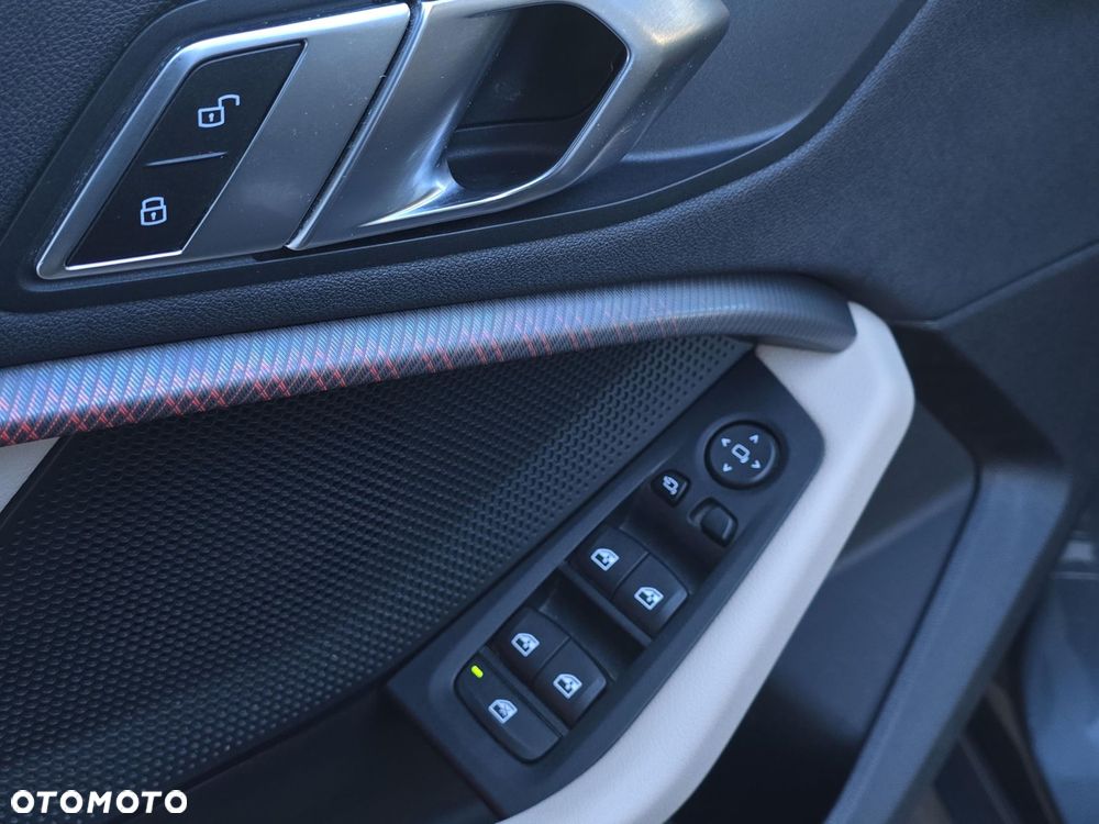 BMW Seria 2 216d - 12