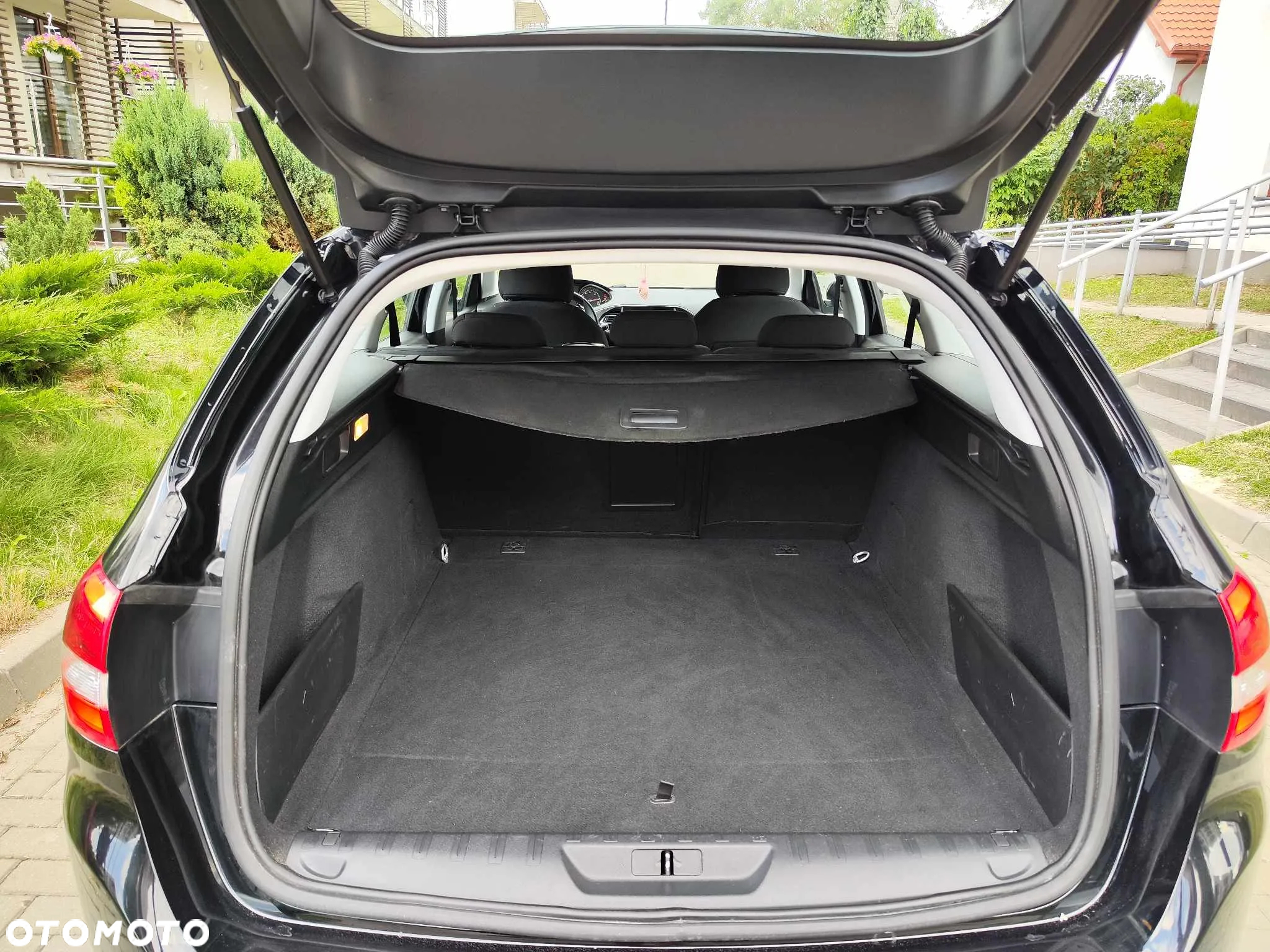 Peugeot 308 1.5 BlueHDi Allure Pack S&S - 11