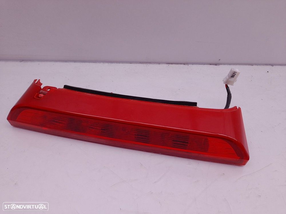 Luz stop adicional / 3º stop KIA Stonic (YB) - 2