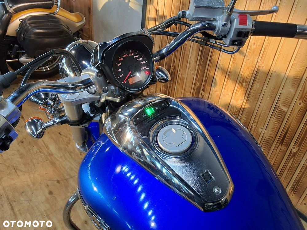 Suzuki VZ - 13
