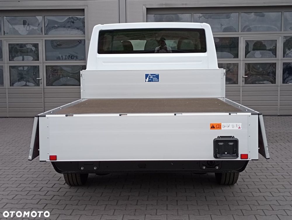 Volkswagen Transporter - 7