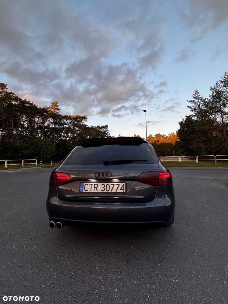 Audi A4 - 8