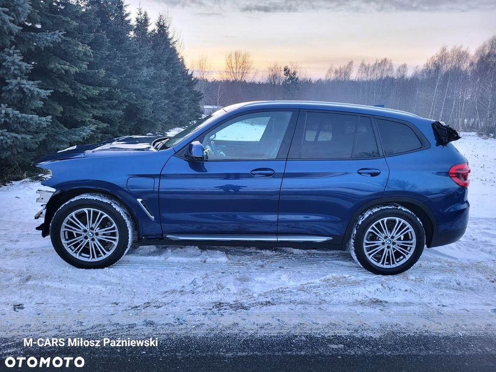 BMW X3 xDrive30e M Sport Edition - 4