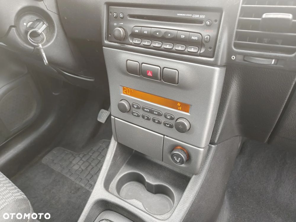 Opel Zafira - 22