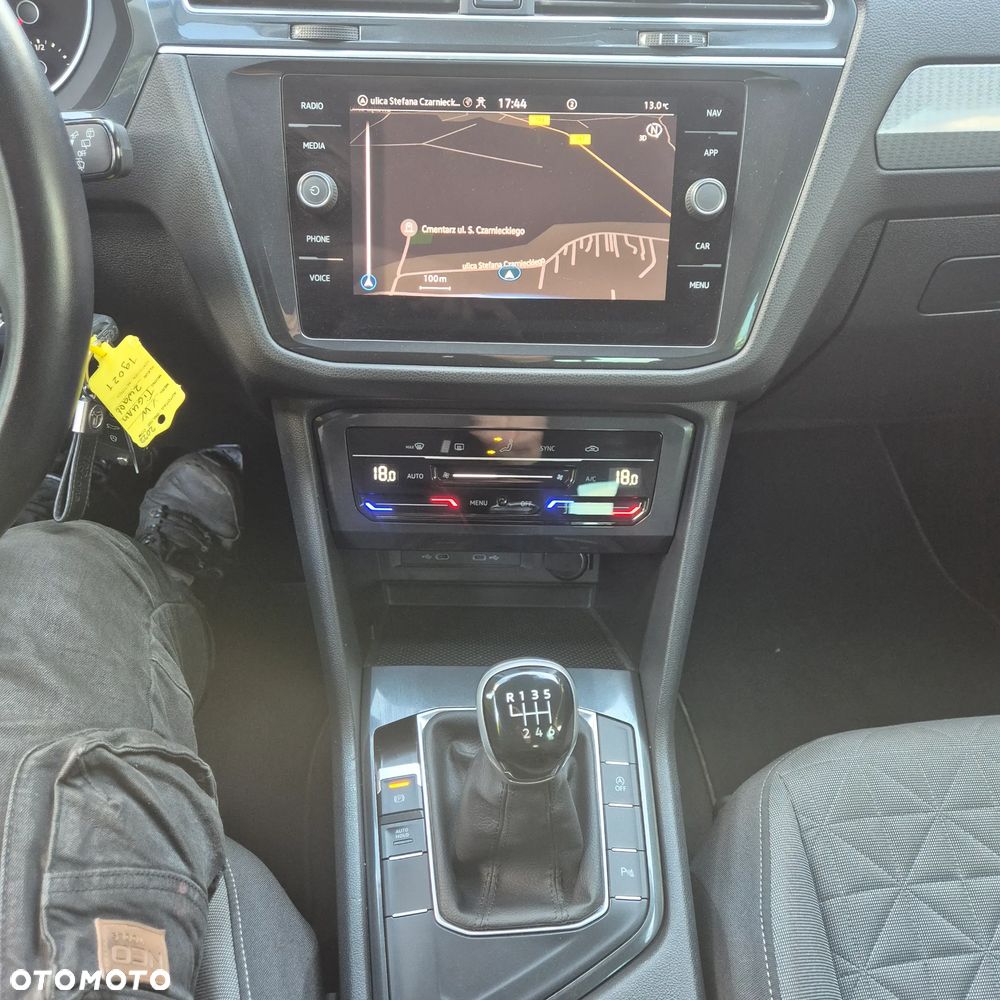 Volkswagen Tiguan 1.5 TSI EVO Trendline - 10
