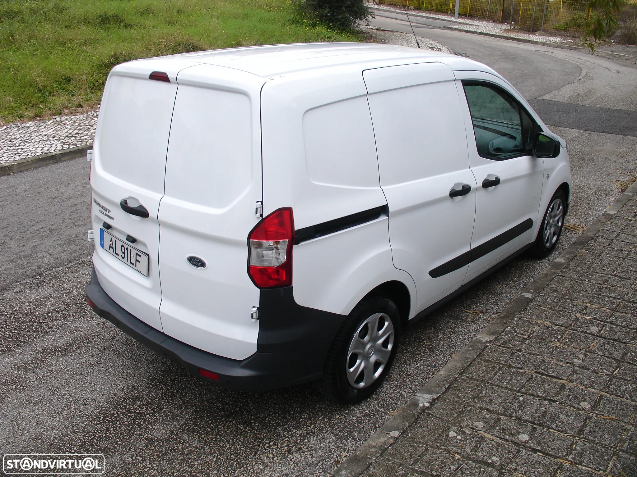 Ford courier c/iva - 7