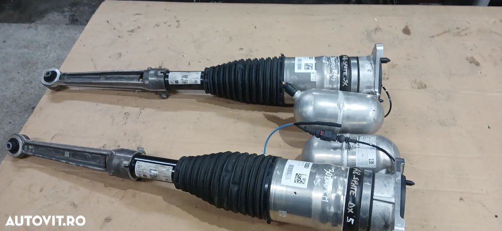 Perne aer spate Audi A8 4N 30.000 km 2021