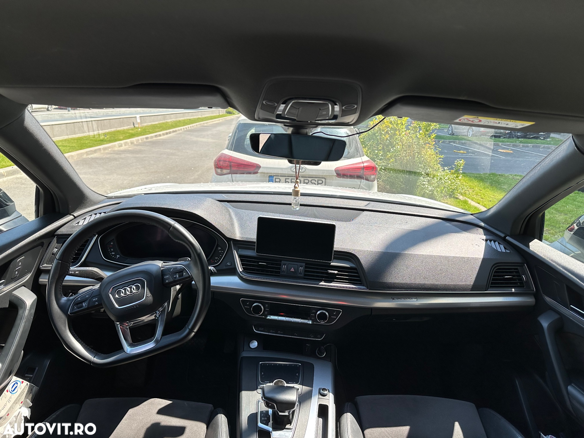 Audi Q5 2.0 40 TDI quattro S tronic Design - 12