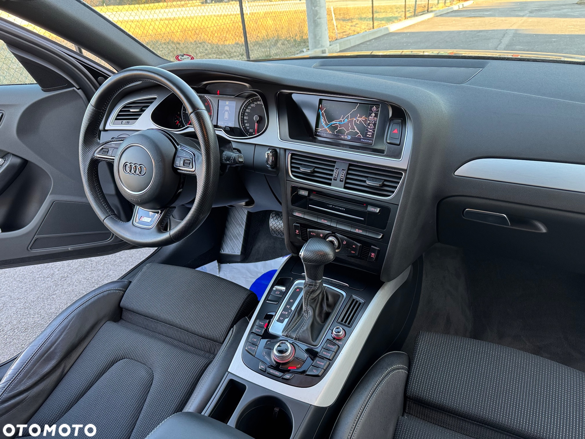 Audi A4 Avant 2.0 TDI DPF quattro S tronic S line Sportpaket - 28