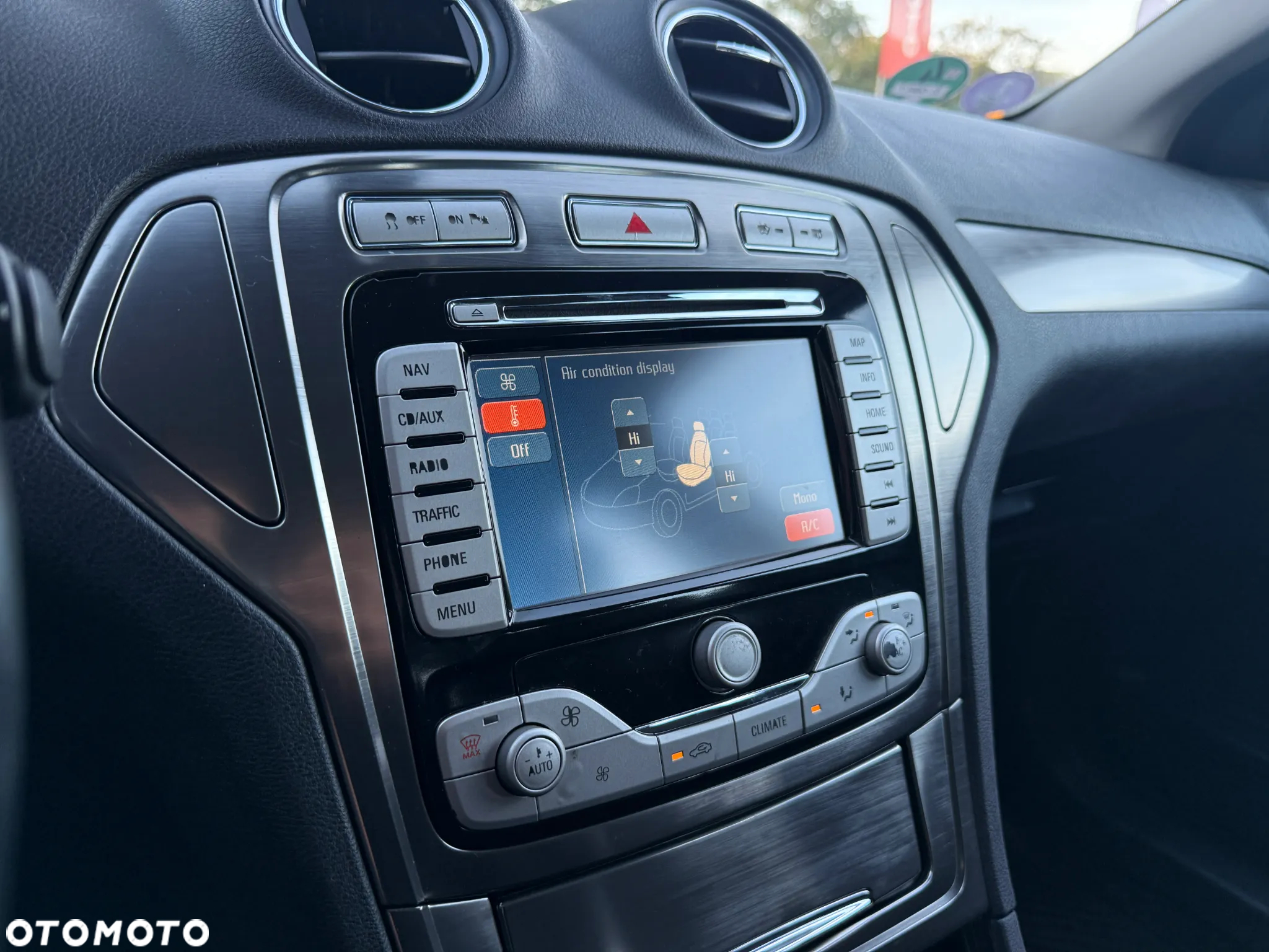 Ford Mondeo 2.0 Titanium X - 35