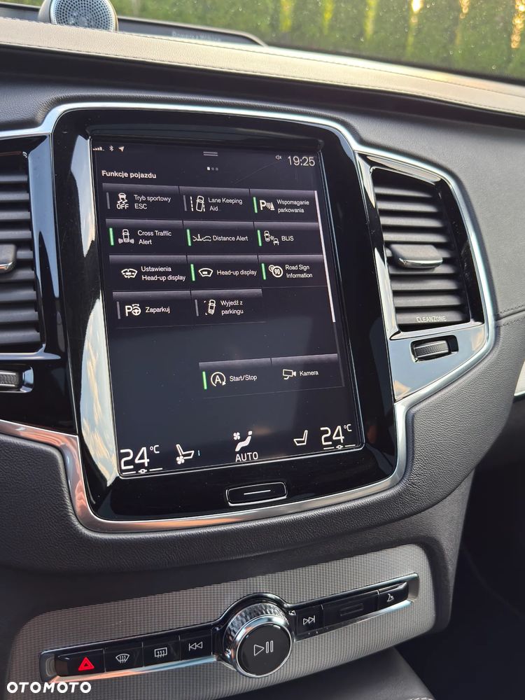 Volvo XC 90 D5 AWD Geartronic RDesign - 18