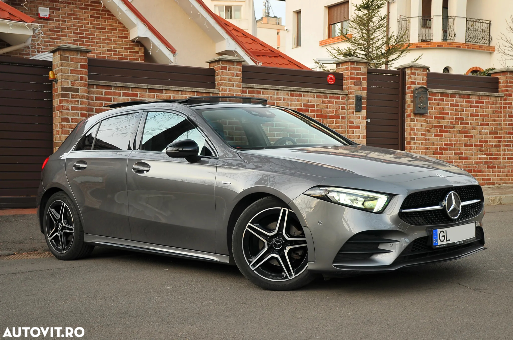Mercedes-Benz A 220 d 4Matic 8G-DCT AMG Line - 10