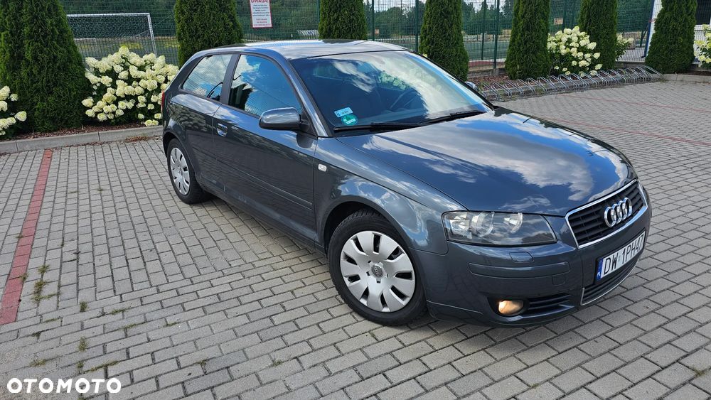 Audi A3 3-drzwiowe 1.6 FSI Ambiente - 7
